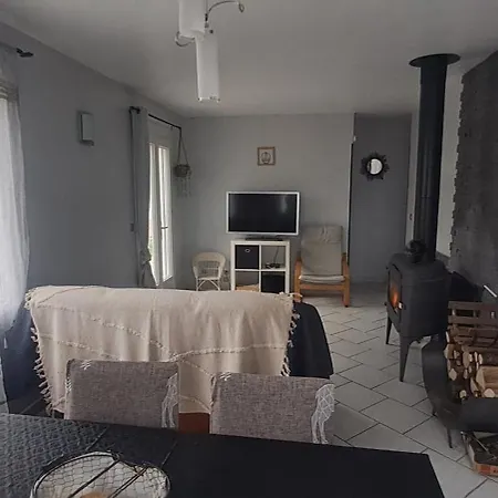 Holiday home Charmante Petite Maison